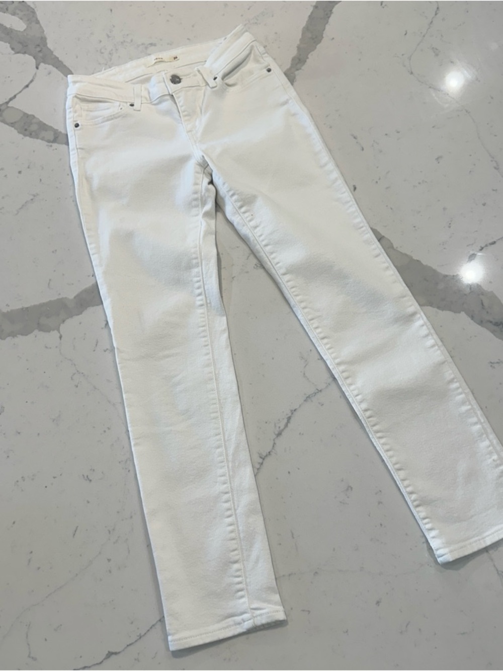 Levi’s 712 Slim White Jeans Size 26 High Rise Slim Straight Denim - Picture 2 of 8